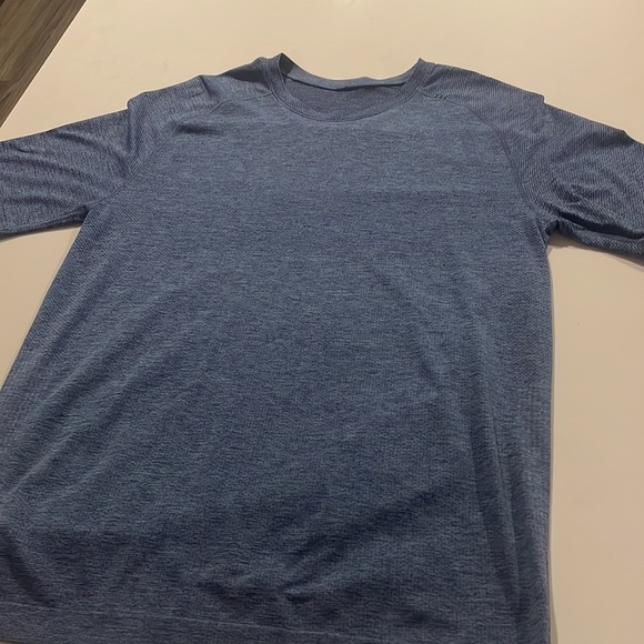 Men’s Lululemon Metal Vent Tech Short Sleeve 2.0 Blue - Picture 2 of 5